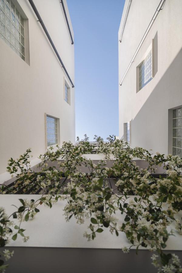 Alinea Urban Saripolou Square Aparthotel Limassol Exterior foto